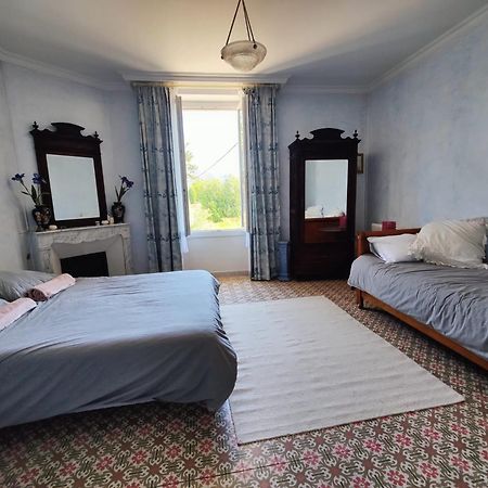 Chambre 3 Personnes Avec Salle De Bain Dans Mas Du Luberon Robion en Luberon エクステリア 写真